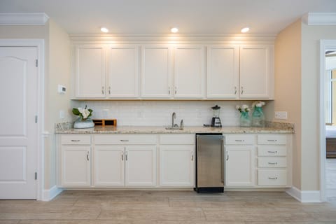 Phoenix Gulf Towers 703 condo Apartment in Orange Beach