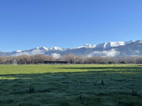 View (from property/room), Garden view, Mountain view