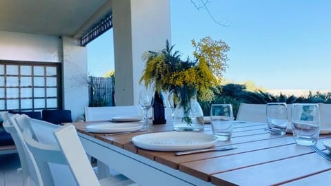 Balcony/Terrace, Dining area