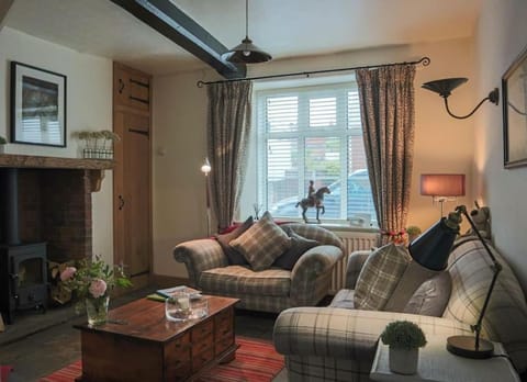 Aragon Cottage House in Ludlow