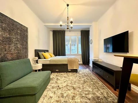 Living room, Photo of the whole room