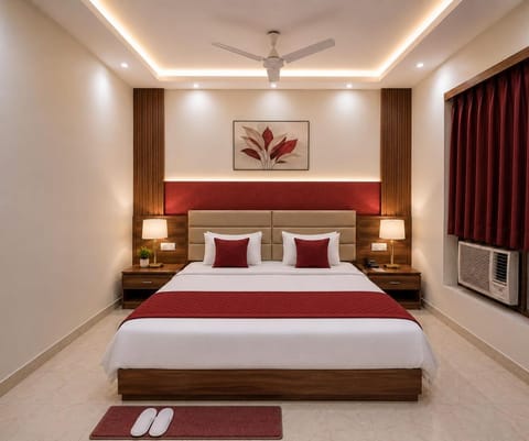 Photo of the whole room, Bedroom