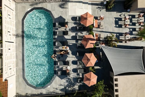Bird's eye view, Swimming pool, sunbed