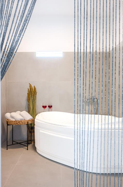 Noho Villas @ Sunlit house Paros House in Paros, Greece