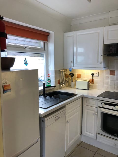 Sea view bungalow House in The Mumbles