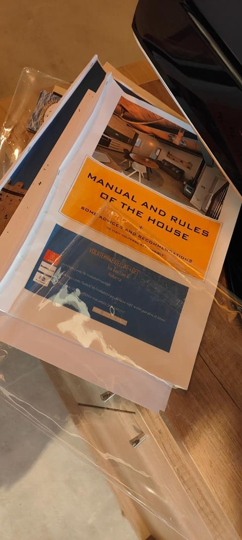 Volaterrae Deluxe Loft with garden Apartment in Volterra