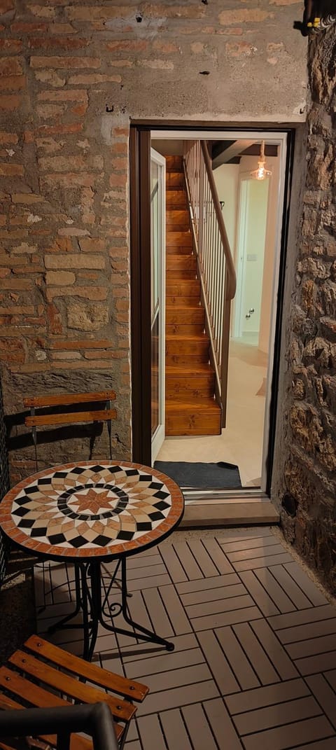 Volaterrae Deluxe Loft with garden Apartment in Volterra