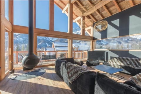 View (from property/room), Living room, flat iron