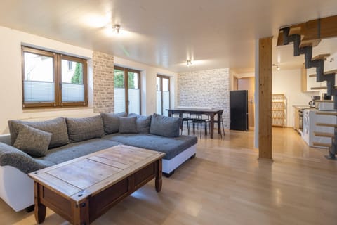 Naturnahe Unterkunft/Monteurwohnung im schönen Stadecken-Elsheim Apartment in Mainz