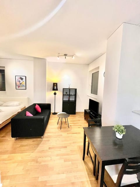 Zurich City Dream Studio SH04L Apartment in Zurich City
