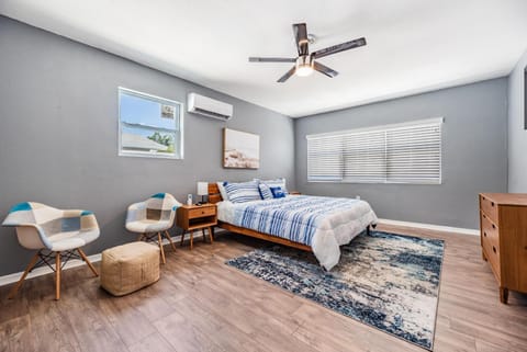 Ocean Blue Heated Pool Home House in Largo