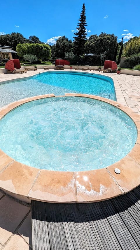 L'Escargolette - Incroyable maison de vacances 4 étoiles Villa in Carpentras