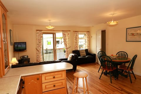 Arus Grattan Apartment in Salthill