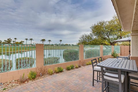 Pool Access and Golf Course View! Goodyear Retreat House in Avondale