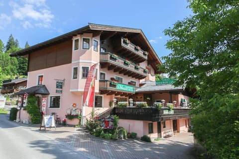 Facade/entrance, Summer