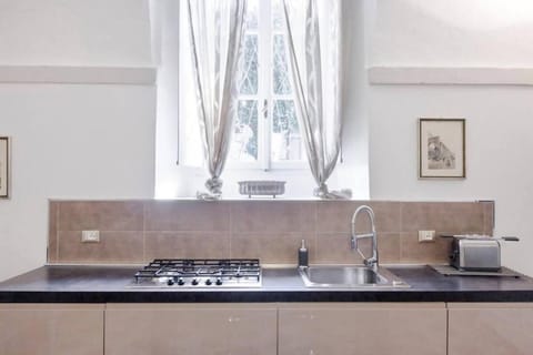 Historic house by the lake La Renée Casa Vacanza House in Province of Brescia