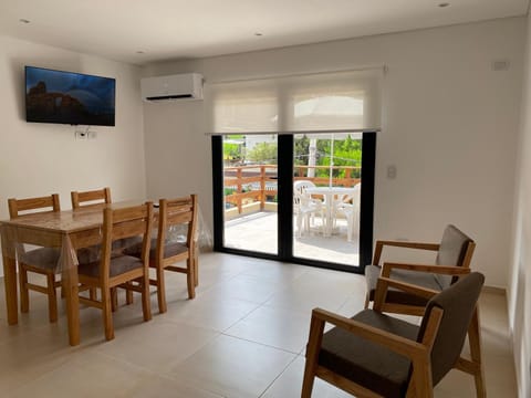 Living room, Dining area, air conditioner