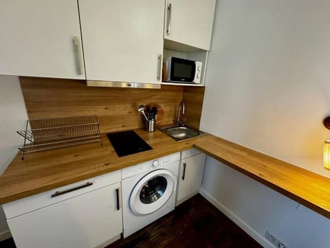 Champs-Elysées - Suite for 2 people Apartment in Paris