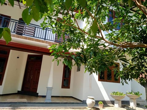 Property building, View (from property/room), Balcony/Terrace