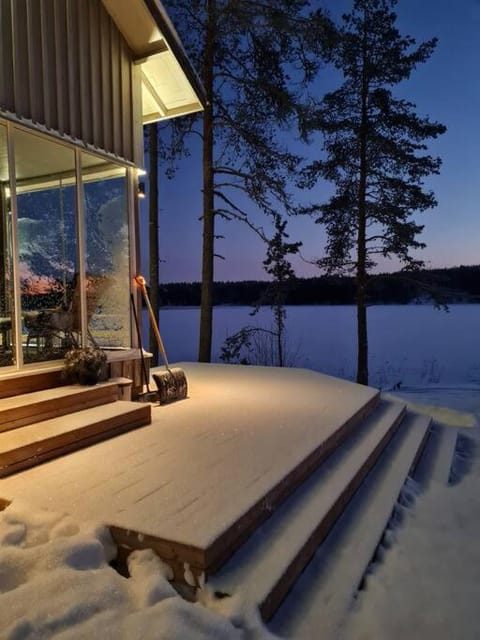 Property building, Winter, View (from property/room), Balcony/Terrace