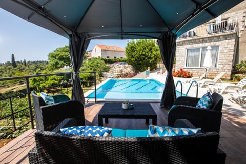 Patio, View (from property/room), Seating area, Swimming pool, sunbed