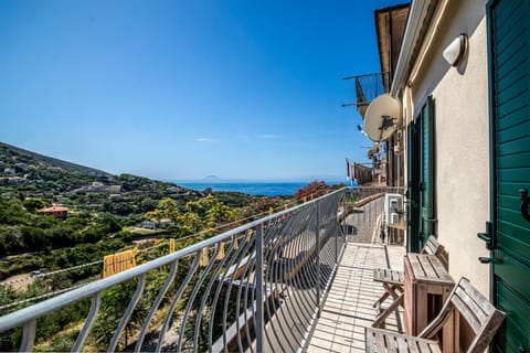 Day, Natural landscape, View (from property/room), Balcony/Terrace, Sea view