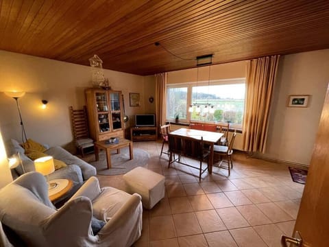 Living room, Photo of the whole room, Seating area, Dining area