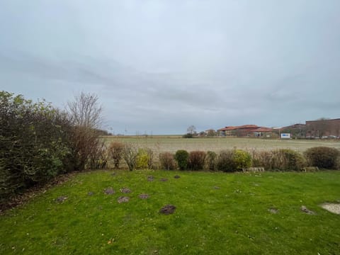 Haus Willi mit Hund in Schillig House in Wangerland