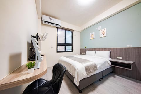 Bed, Bedroom, air conditioner