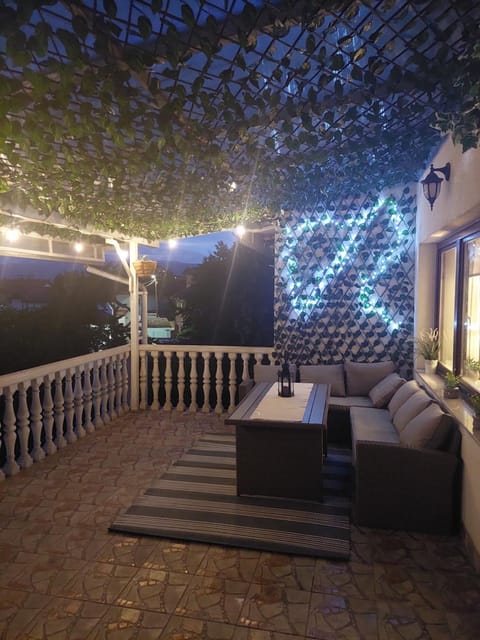 Night, View (from property/room), Seating area