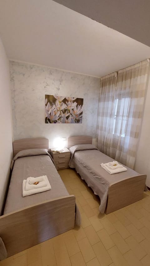 Magnolia Holiday Apartment Apartment in Lazise