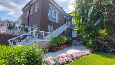 Verbena Holiday Apartment Apartment in Lazise