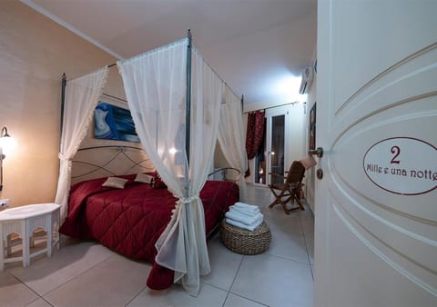 Bed, Bathroom, TV and multimedia, Photo of the whole room, Bedroom, locker, towels, air conditioner