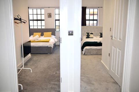 Modern home in Birmingham House in Birmingham