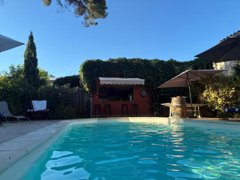 GITES - Mas Saint-Louis - Piscine chauffée Apartment in Saintes-Maries-de-la-Mer