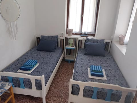 Garden Sea View Apartment in Poros