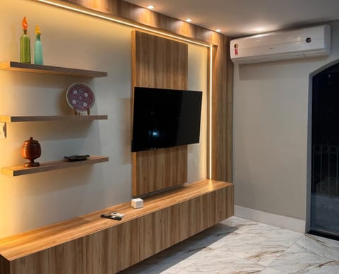 Communal lounge/ TV room, TV and multimedia, air conditioner