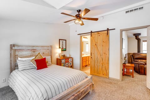 Bayfield Retreat, 9 Mi to Vallecito Reservoir! House in La Plata County