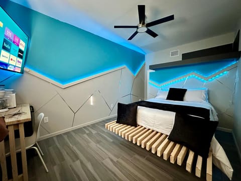 Bed, Bedroom