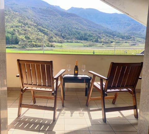 Property building, Balcony/Terrace