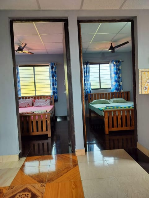 Bed, Photo of the whole room, Bedroom, Family, air conditioner