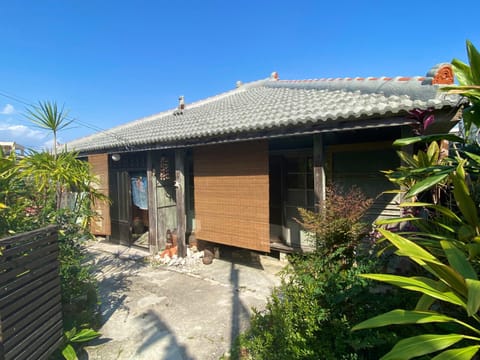 Property building, Day