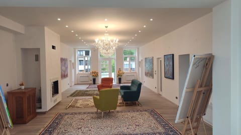 Living room, Meeting/conference room