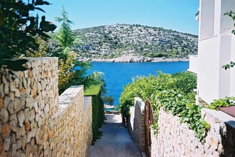 Nearby landmark, Natural landscape, Beach