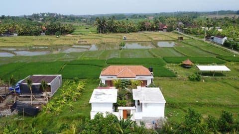 Sumbul View Surfcamp Bed and Breakfast in Bali