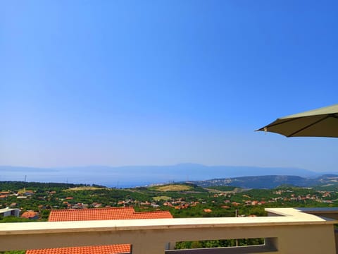 Natural landscape, View (from property/room), Balcony/Terrace, Mountain view, Sea view