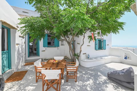 Property building, Patio, Day, Natural landscape, View (from property/room), Dining area, Sea view