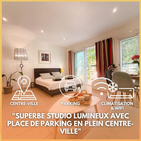 Neighbourhood, Location, Parking, air conditioner