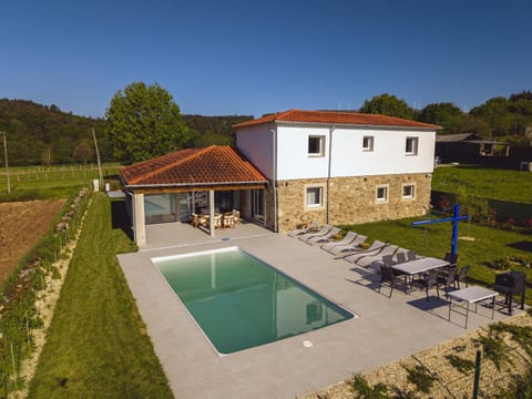Natural landscape, Garden, Swimming pool, sunbed
