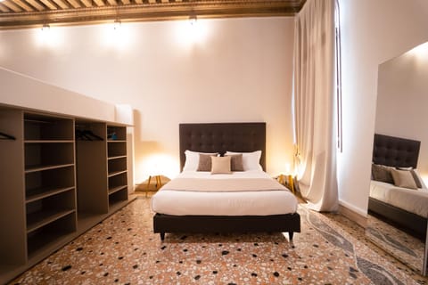 Bed, Photo of the whole room, Bedroom, wardrobe